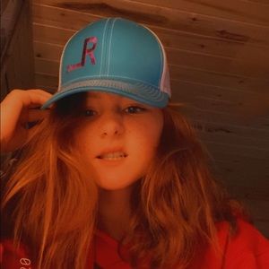 Meet your Posher, Hadlee